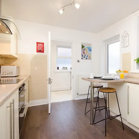 46 Ashville Avenue بيت للعطل *