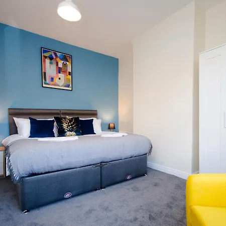 بيت للعطل 46 Ashville Avenue *