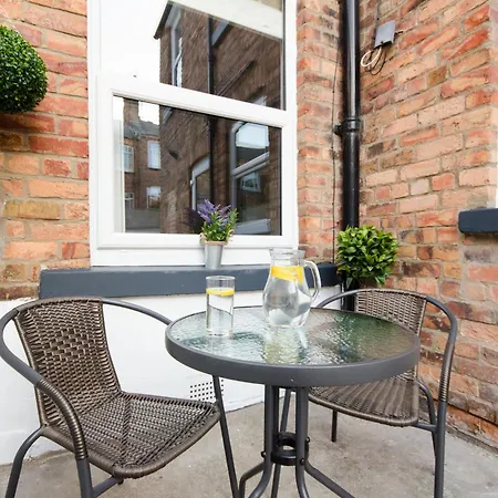 بيت للعطل 46 Ashville Avenue *