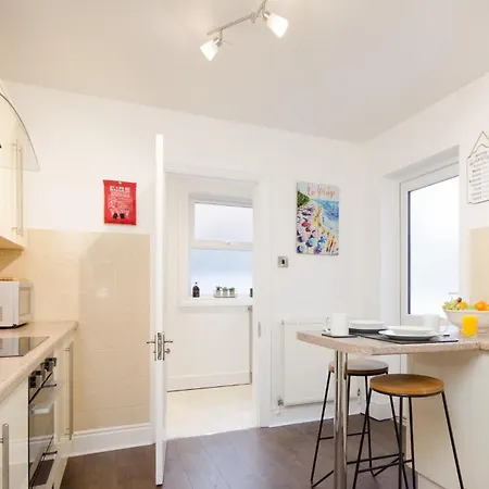 Holiday home 46 Ashville Avenue *